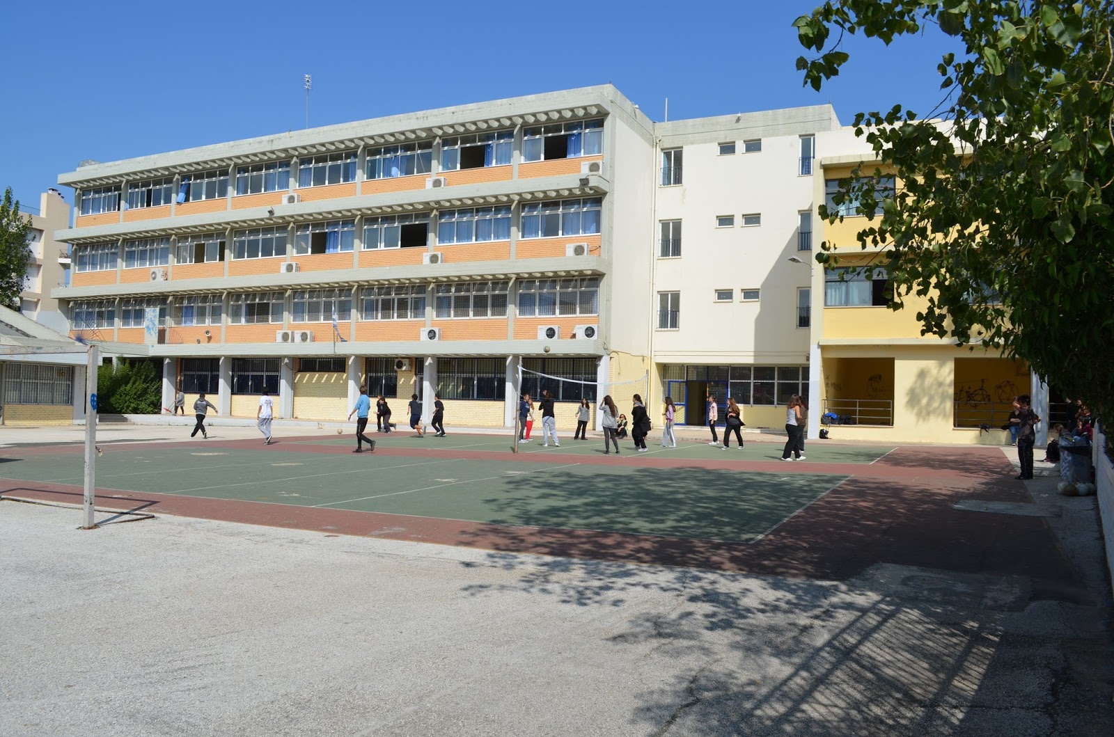 Αίτημα της Ένωσης Γονέων Νέας Σμύρνης για ανοιχτά σχολικά προαύλια τα απογεύματα