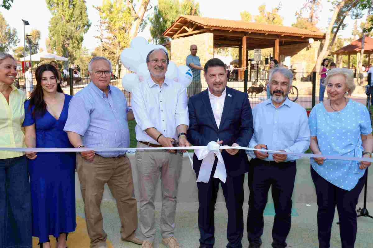 Εγκαινιάστηκαν οι νέες παιδικές χαρές στο Άλσος Νέας Σμύρνης