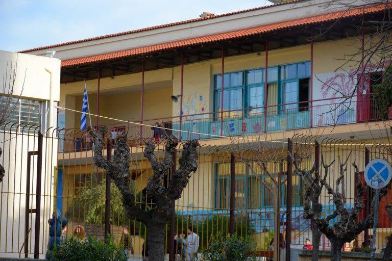 Διάψευση δημοτικών αρχών για φερόμενο μαχαίρωμα μαθητή στη Νέα Σμύρνη