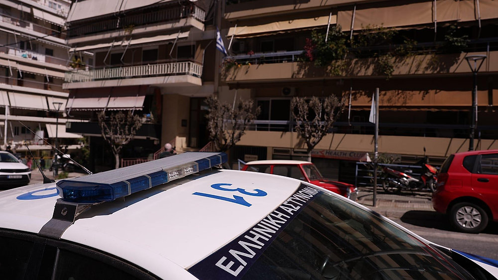 Σύλληψη 45χρονου με περίστροφο στη Νέα Σμύρνη μετά από κλήση συζύγου